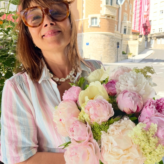Pivoines en folie !!! La fête des MAMANS approche ! Pensez à commander ou réserver dès maintenant !!!!! #fetedesmères #bouquetdesaison #pivoine #fleuristebiarritz #livraisonfleurs